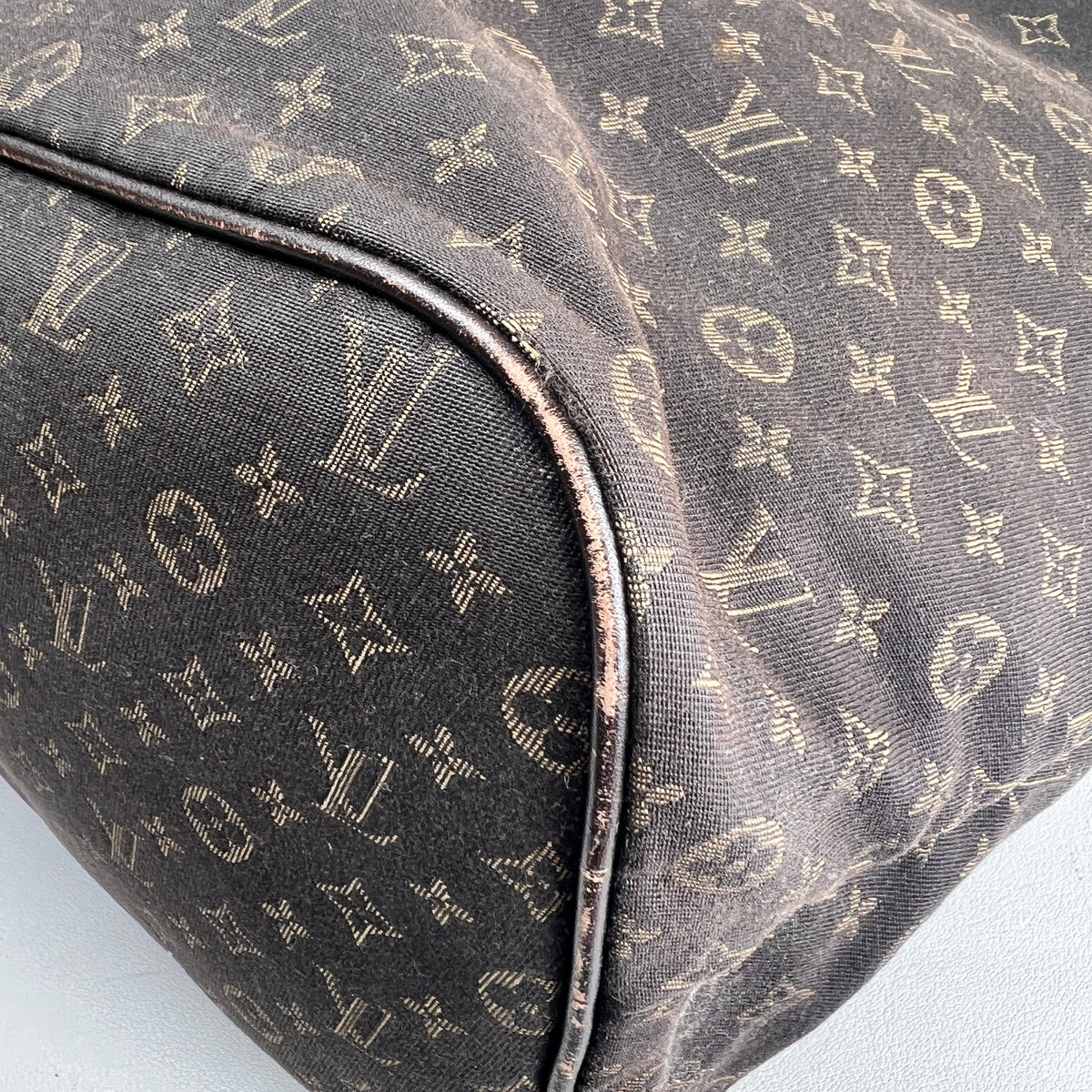 Louis Vuitton Brown Tote Bags A-19274