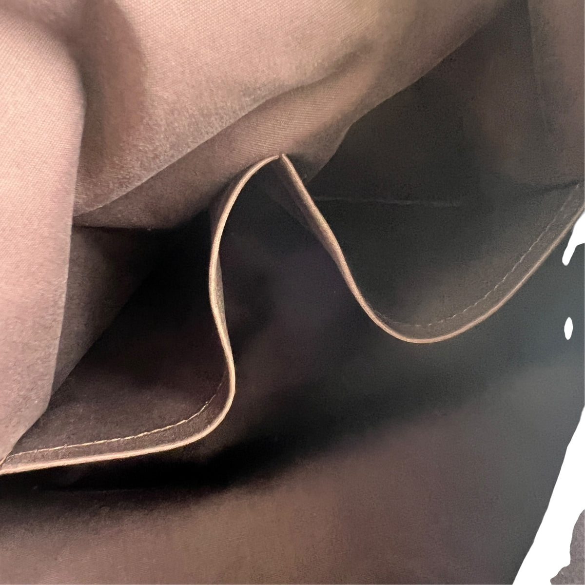 Louis Vuitton Brown Shoulder Bags A-19275