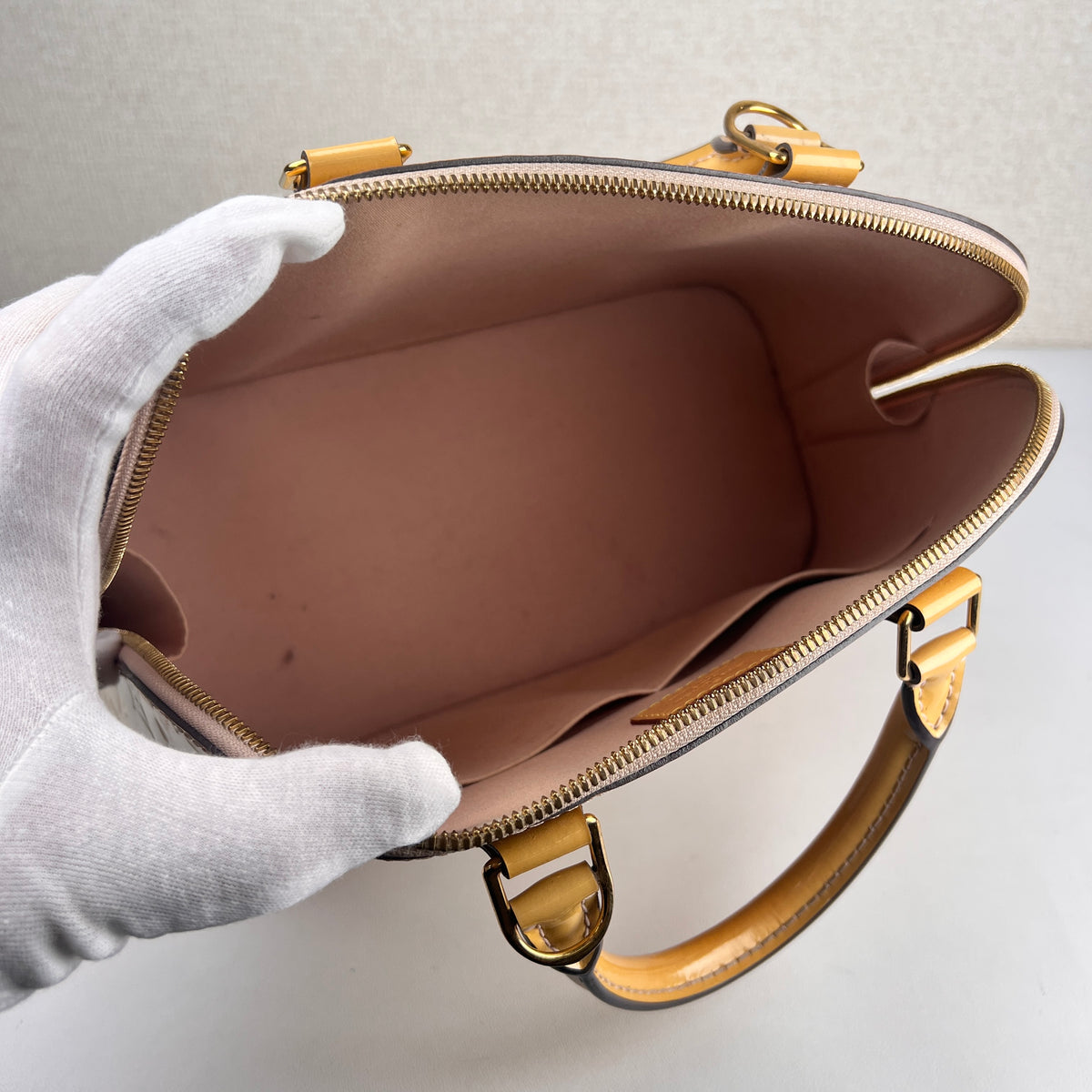 Louis Vuitton Yellow Handle Bags A-19276