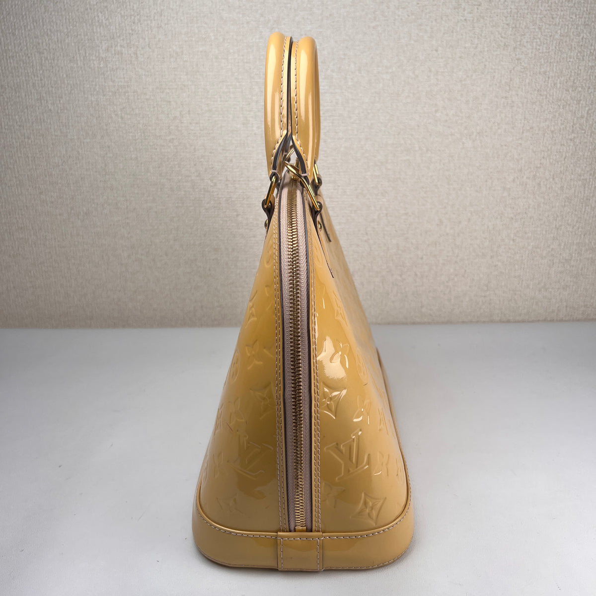 Louis Vuitton Yellow Handle Bags A-19276