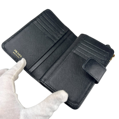 Prada Black Wallets A-19278