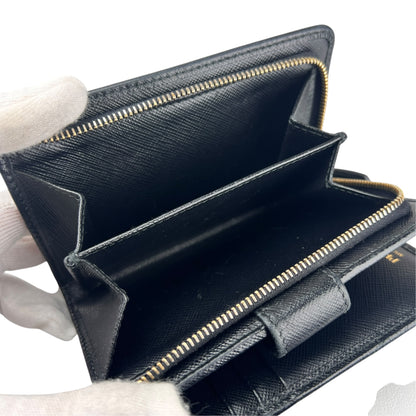 Prada Black Wallets A-19278