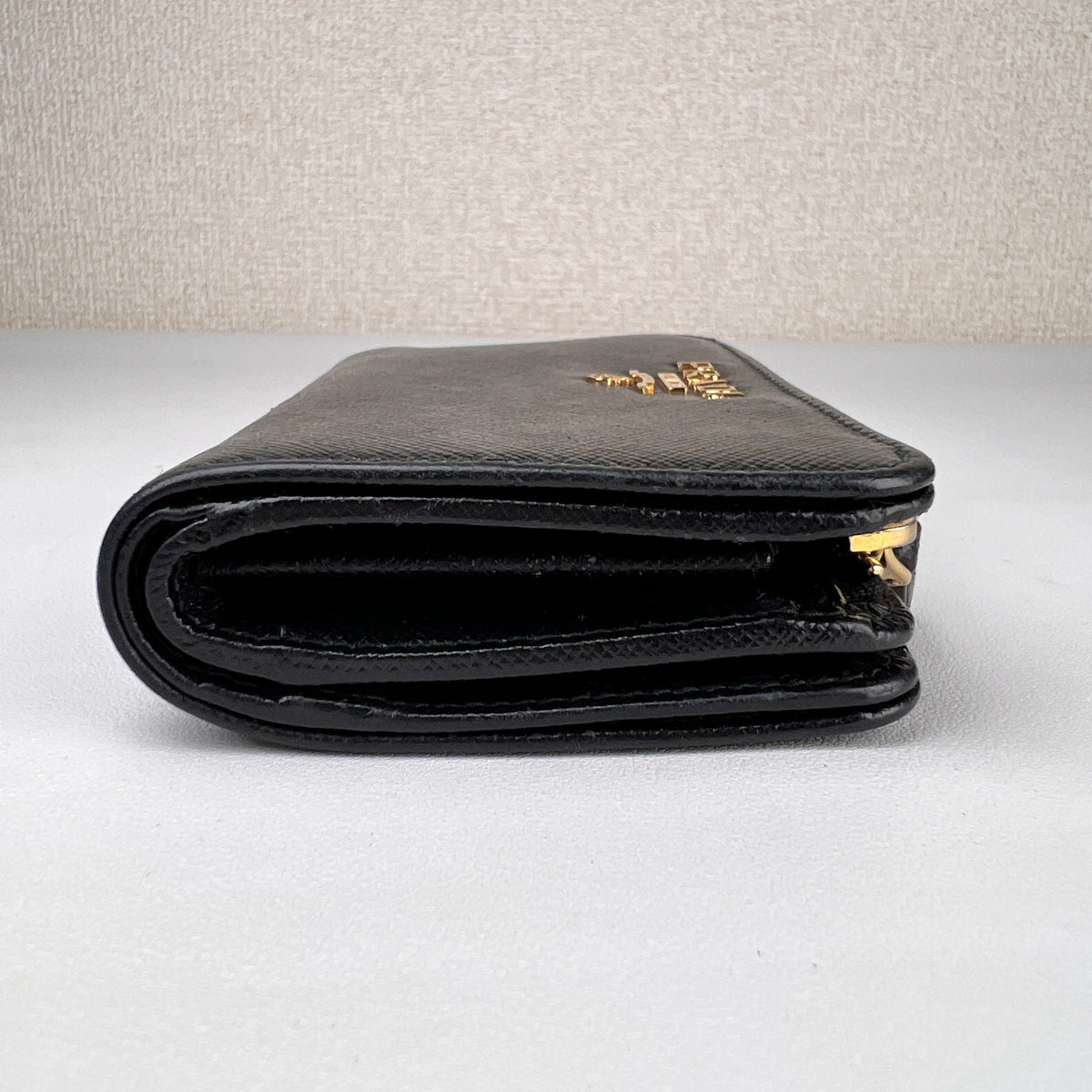 Prada Black Wallets A-19278