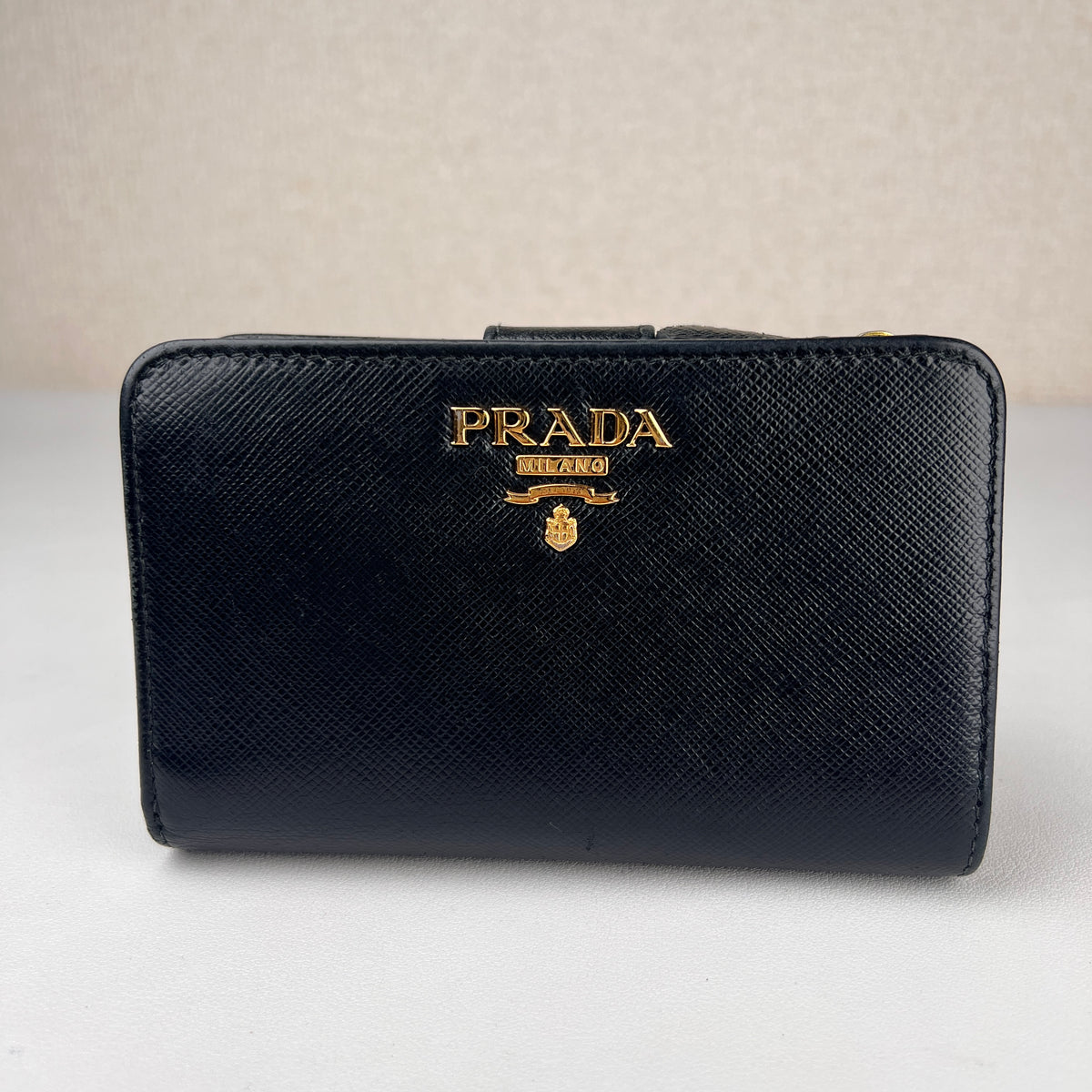 Prada Black Wallets A-19278