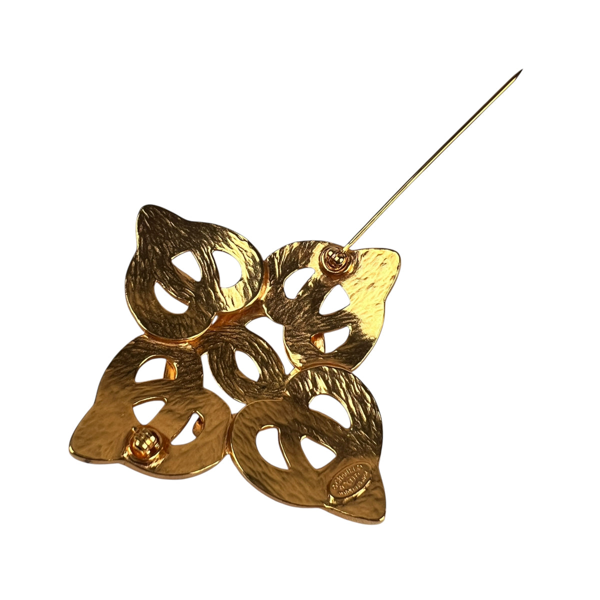 Chanel Gold Brooches A-19279