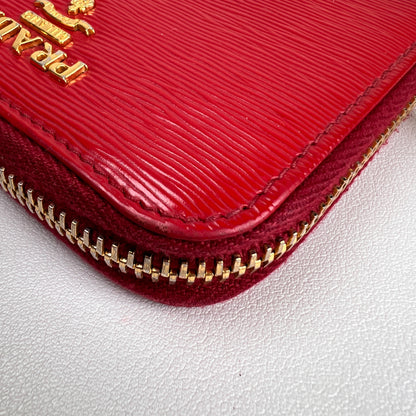 Prada Red Wallets A-19283