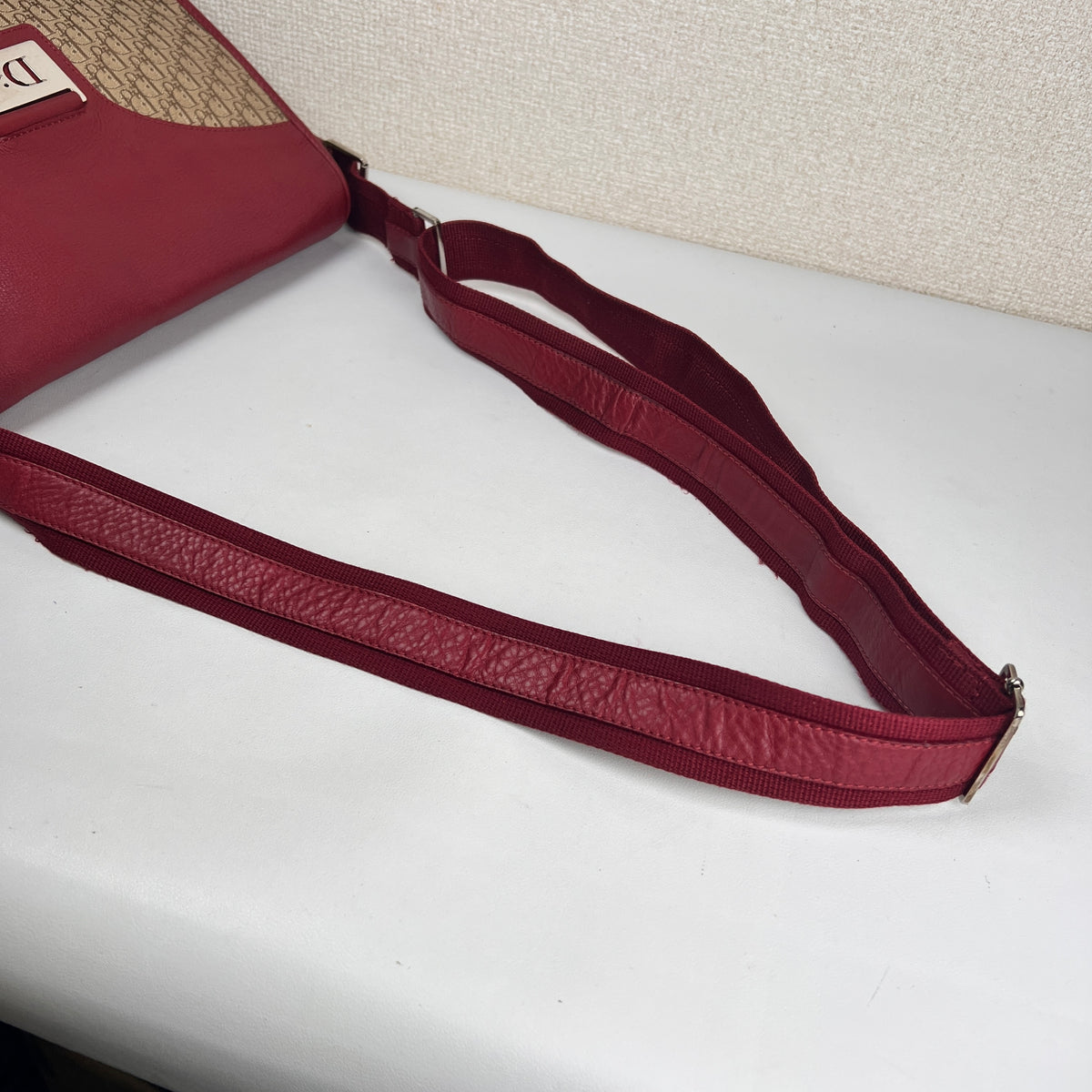 Dior Red Shoulder Bags A-19289