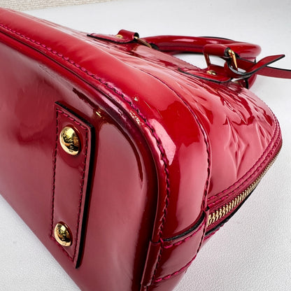 Louis Vuitton Red Handle Bags A-19292