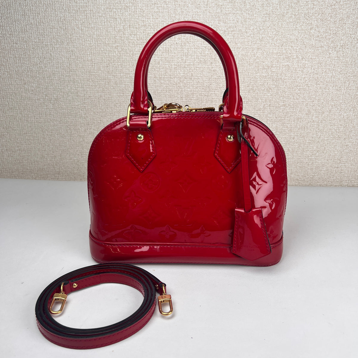 Louis Vuitton Red Handle Bags A-19292