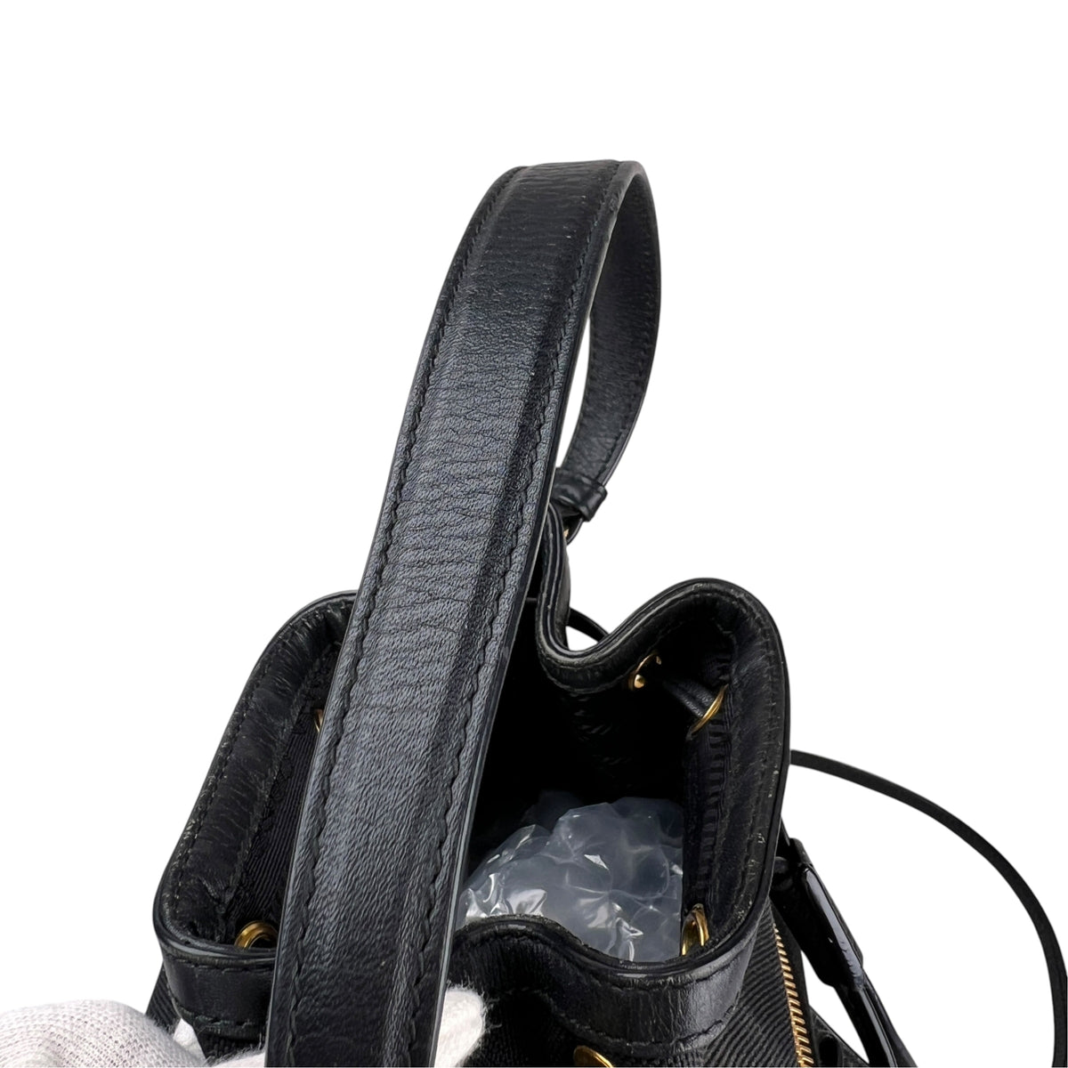 Prada Black Shoulder Bags A-19293