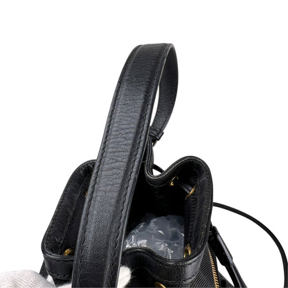 Prada Black Shoulder Bags A-19293
