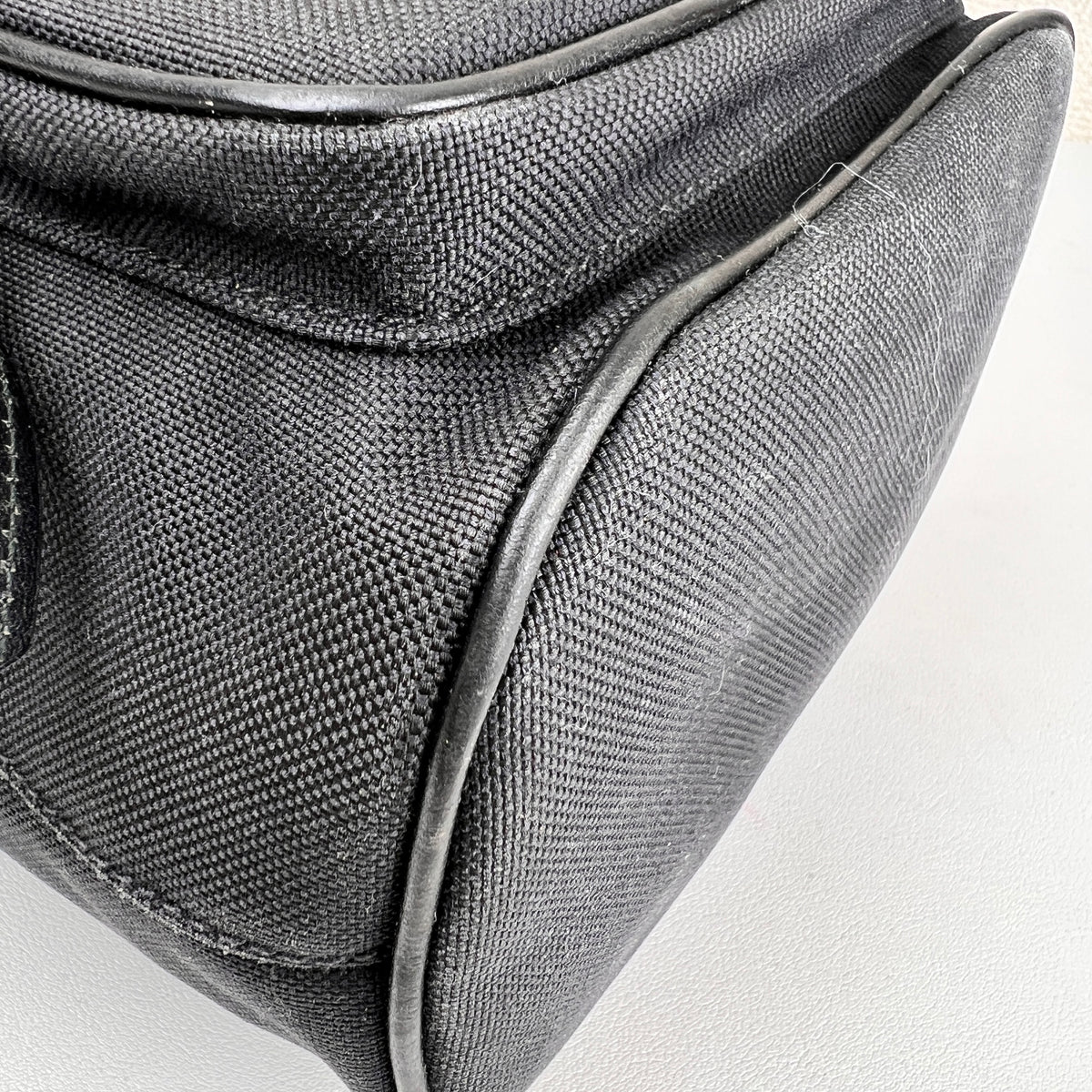 Prada Black Shoulder Bags A-19293