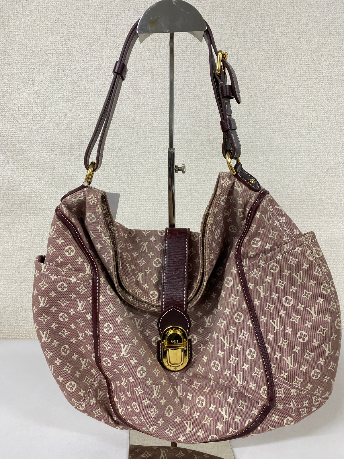 Louis Vuitton Pink Tote Bags A-19294