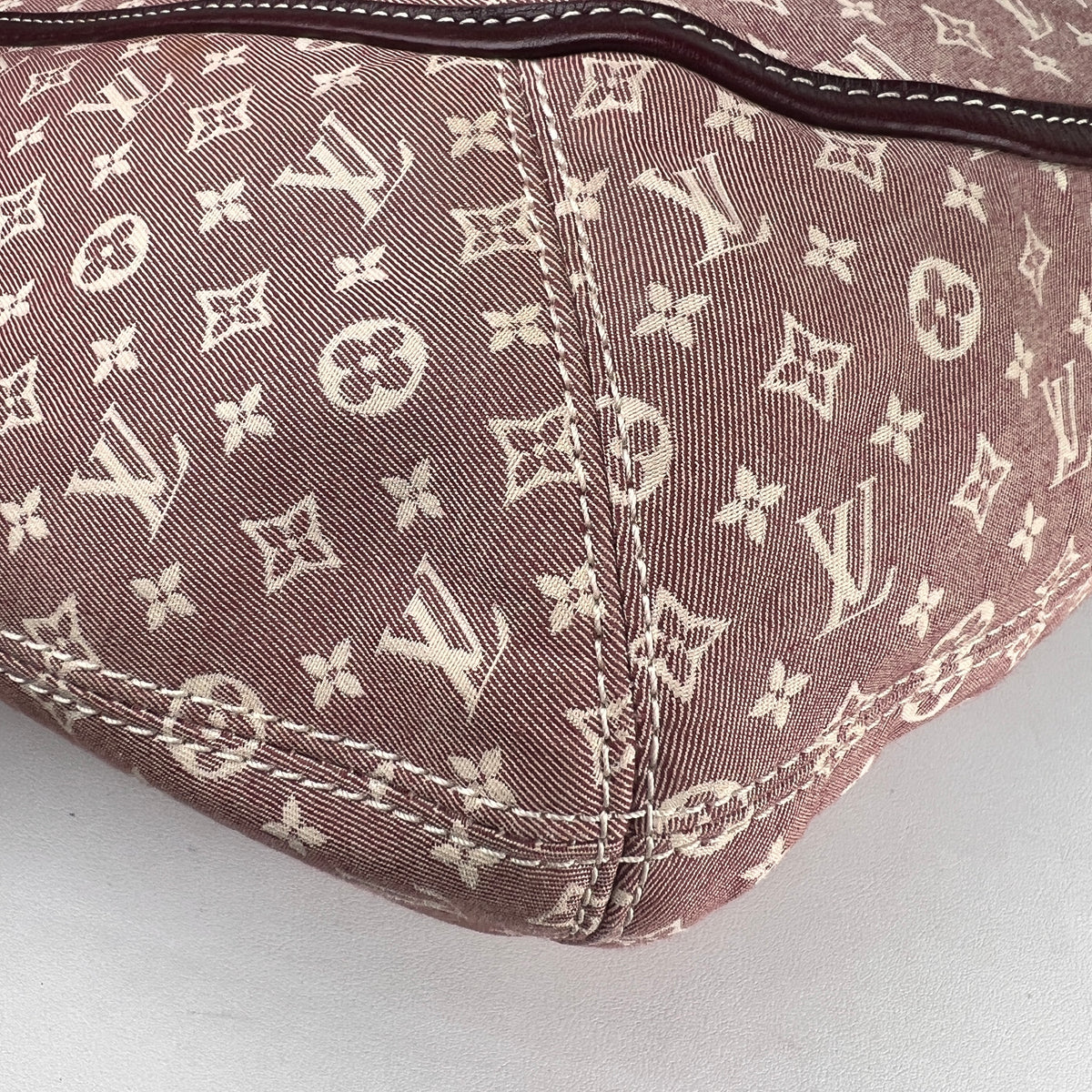 Louis Vuitton Pink Tote Bags A-19294