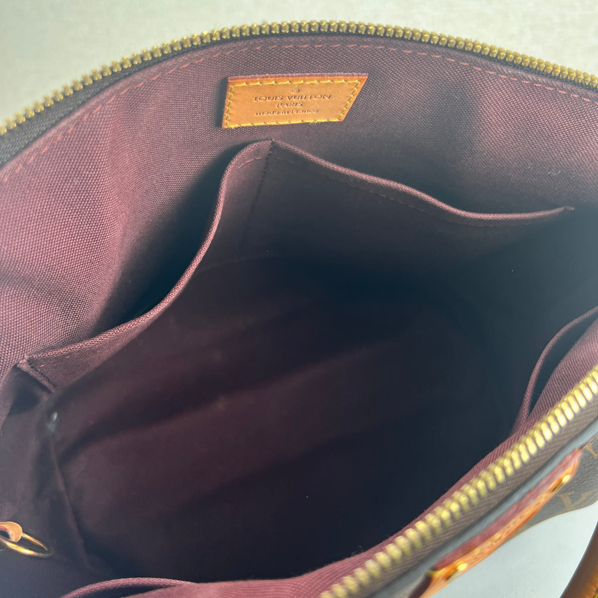 Louis Vuitton Brown Handle Bags A-19297