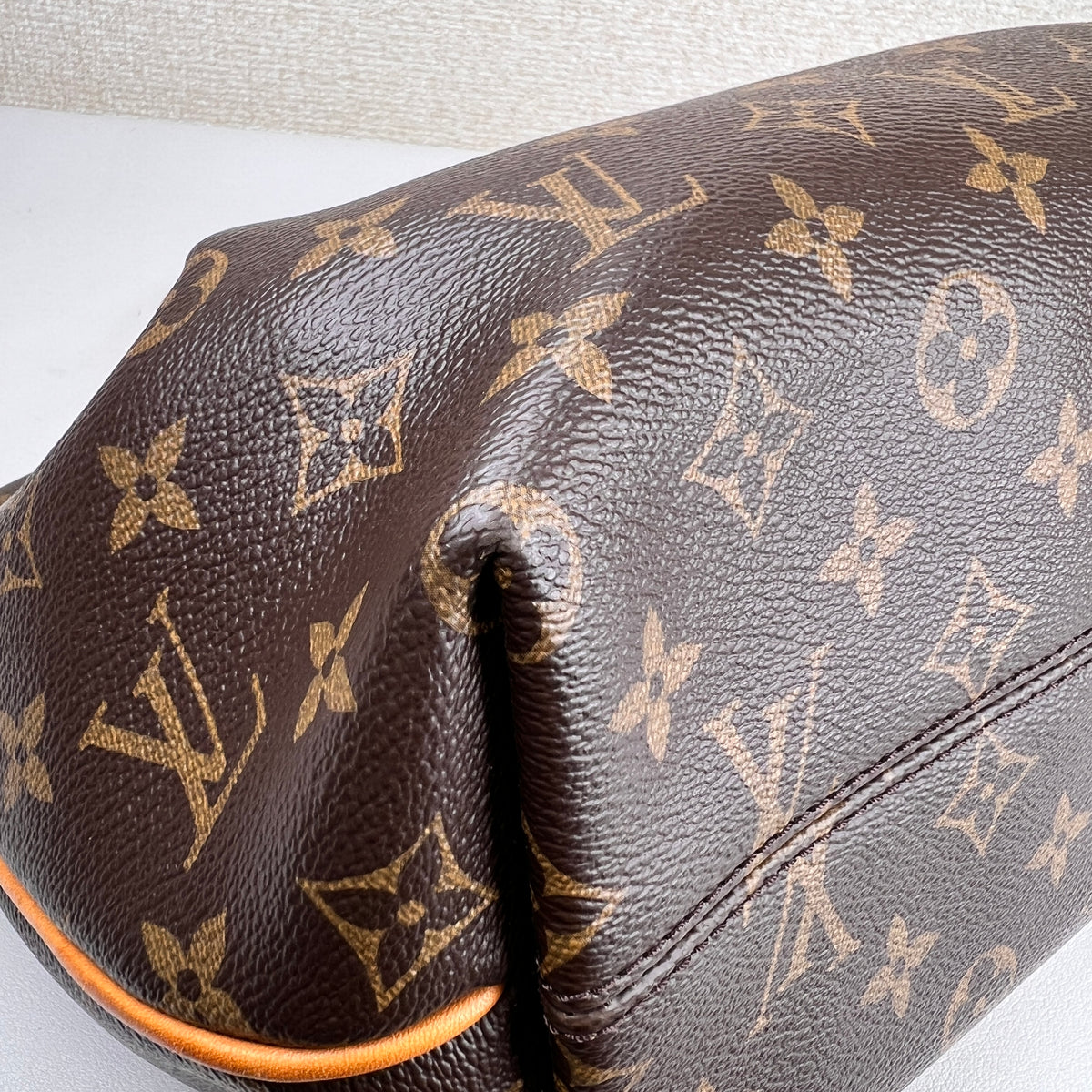 Louis Vuitton Brown Handle Bags A-19297