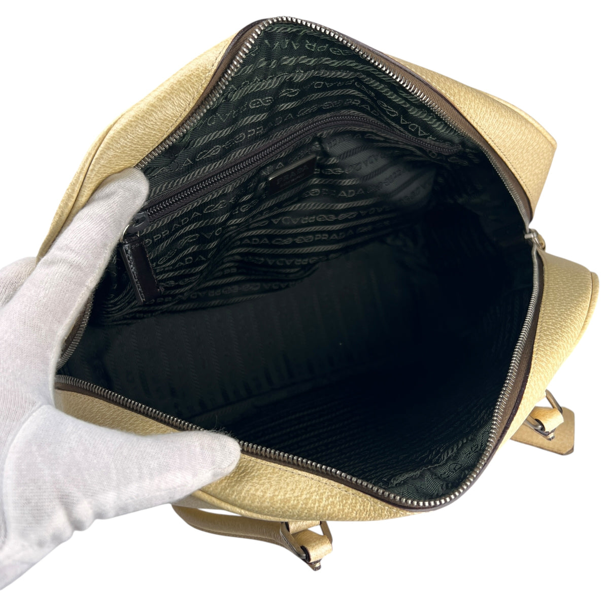 Prada Beige Handle Bags A-19302
