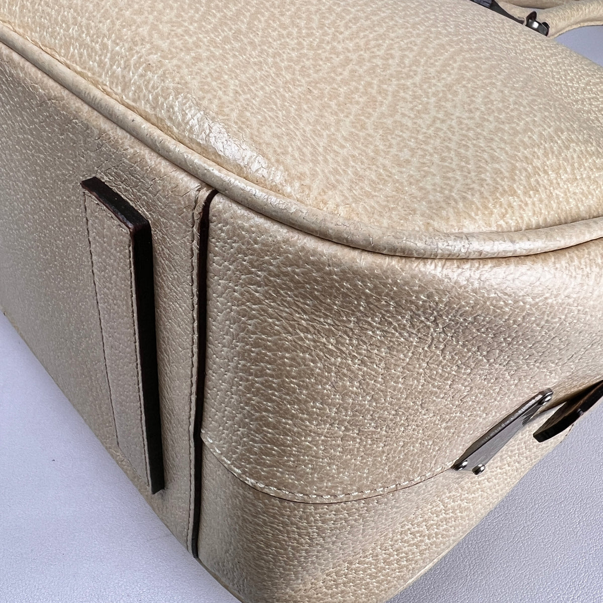 Prada Beige Handle Bags A-19302