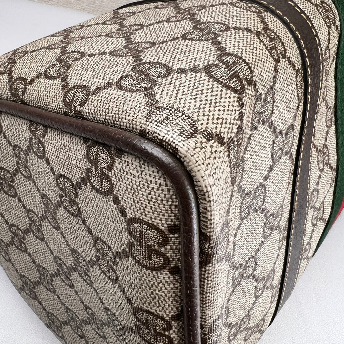 Gucci Brown Travel Bags A-19307