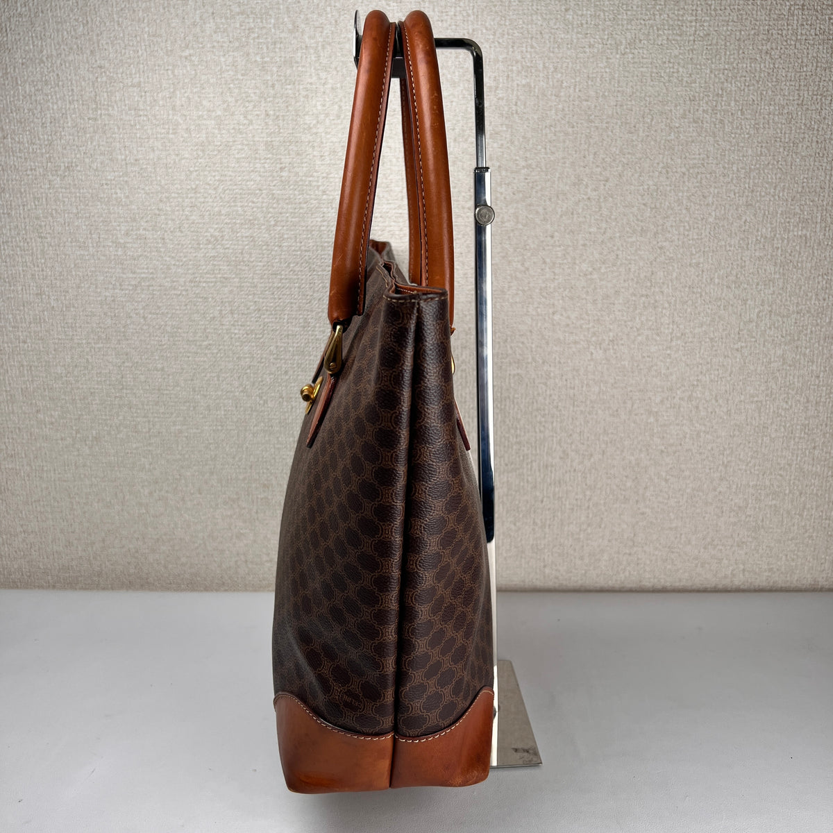 Celine Brown Handle Bags A-19312