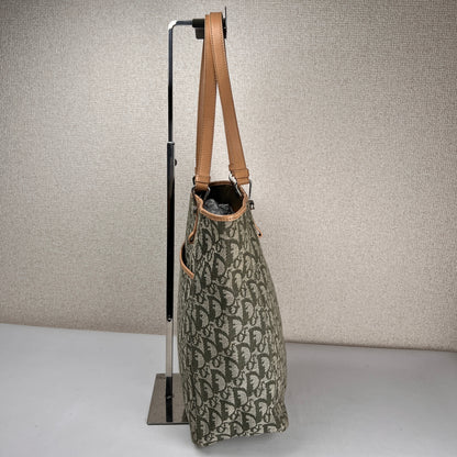Dior Green Tote Bags A-19313