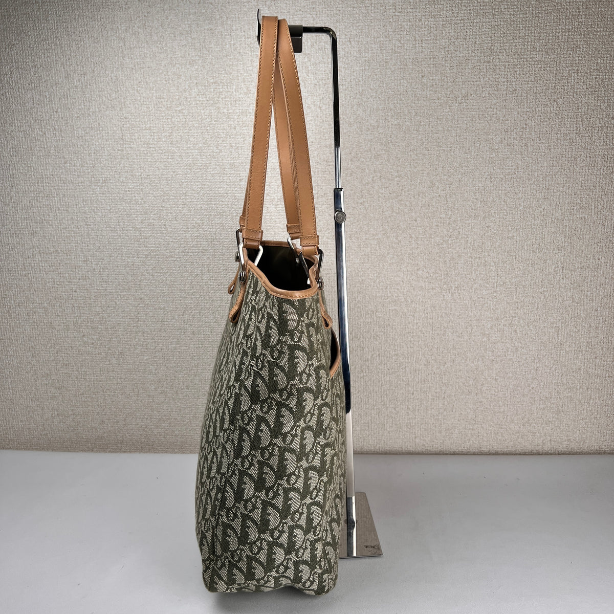 Dior Green Tote Bags A-19313