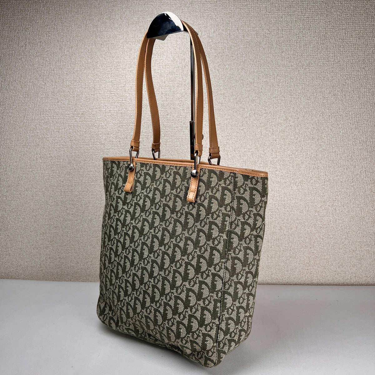 Dior Green Tote Bags A-19313