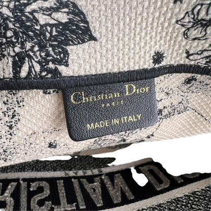 Dior Beige Tote Bags A-19318