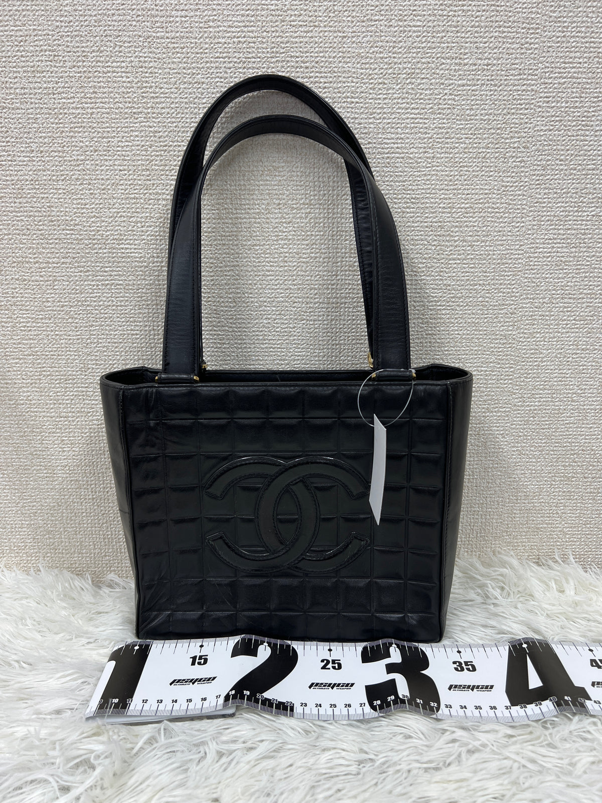 Chanel Black Shoulder Bags A-19323