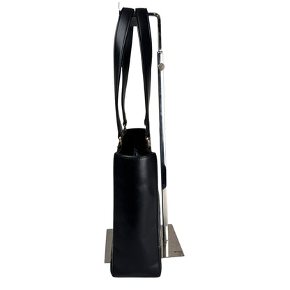Chanel Black Shoulder Bags A-19323