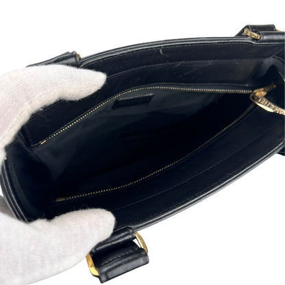 Chanel Black Shoulder Bags A-19323