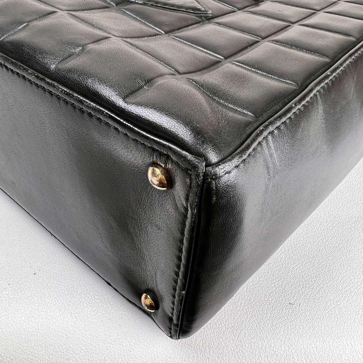 Chanel Black Shoulder Bags A-19323