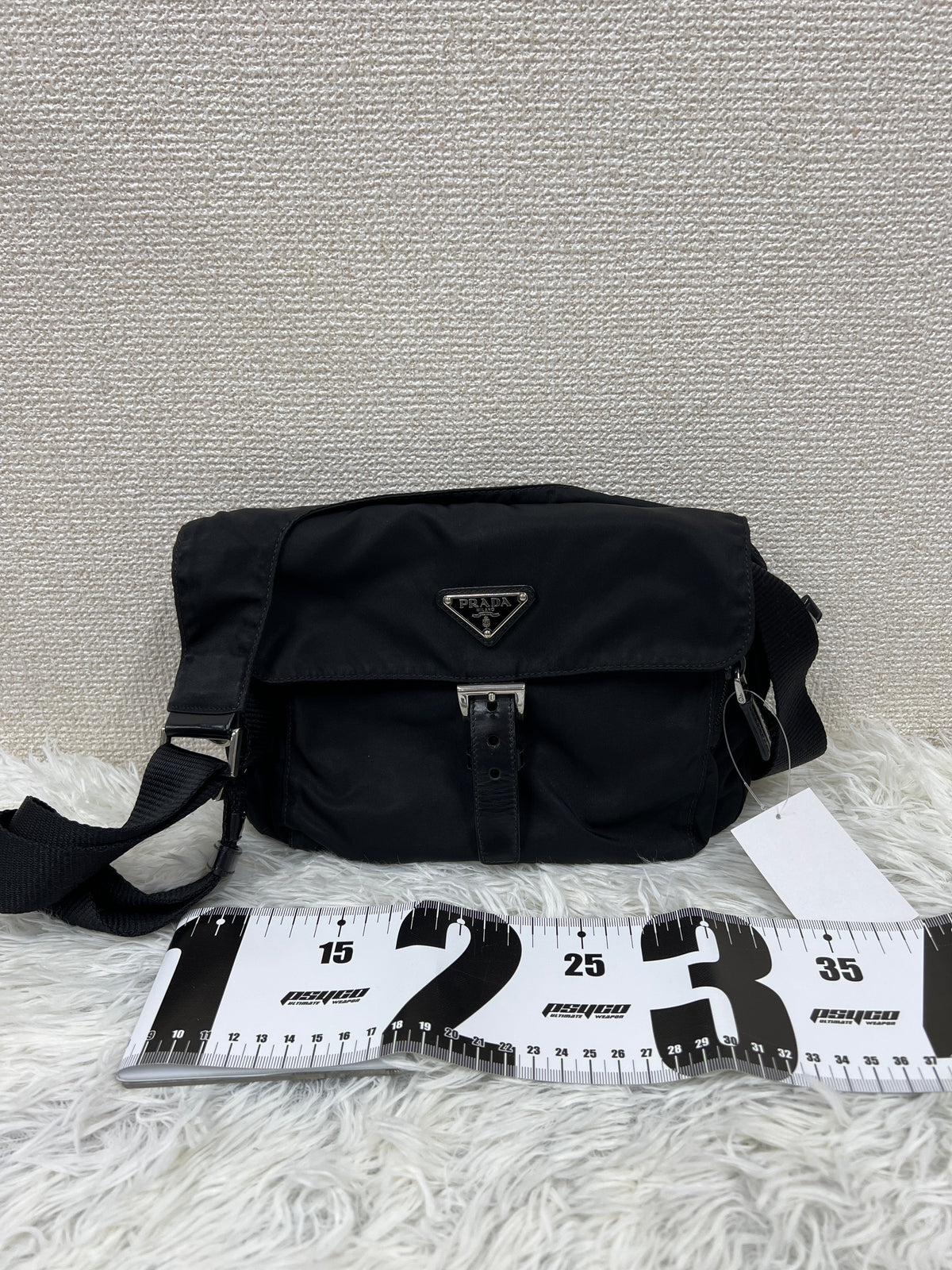 Prada Black Shoulder Bags A-19325