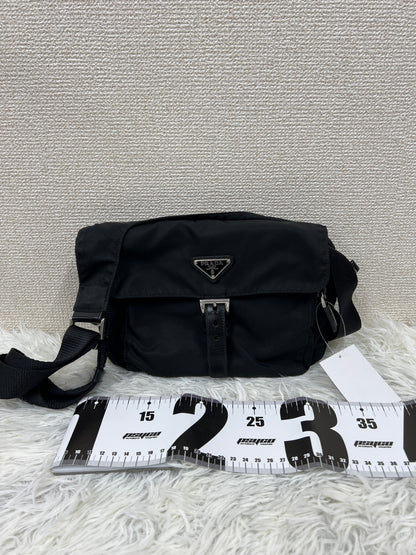 Prada Black Shoulder Bags A-19325
