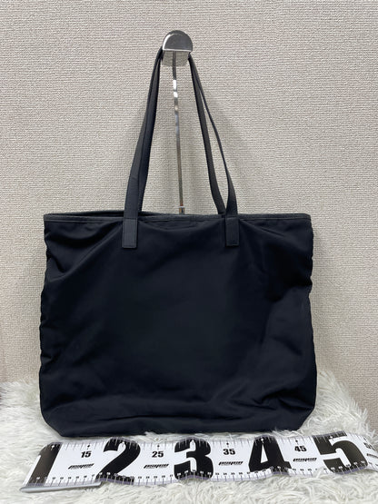 Prada Black Tote Bags A-19332