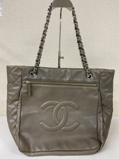 Chanel Gray Tote Bags A-19333