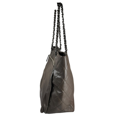 Chanel Gray Tote Bags A-19333
