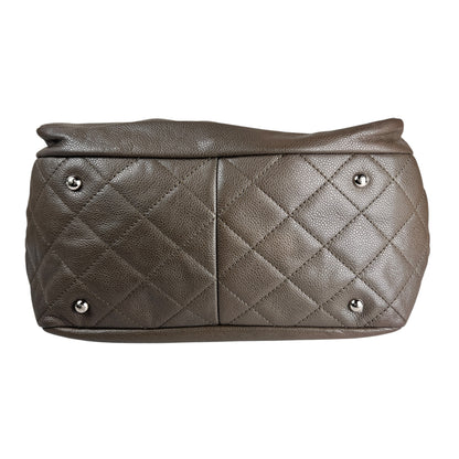 Chanel Gray Tote Bags A-19333