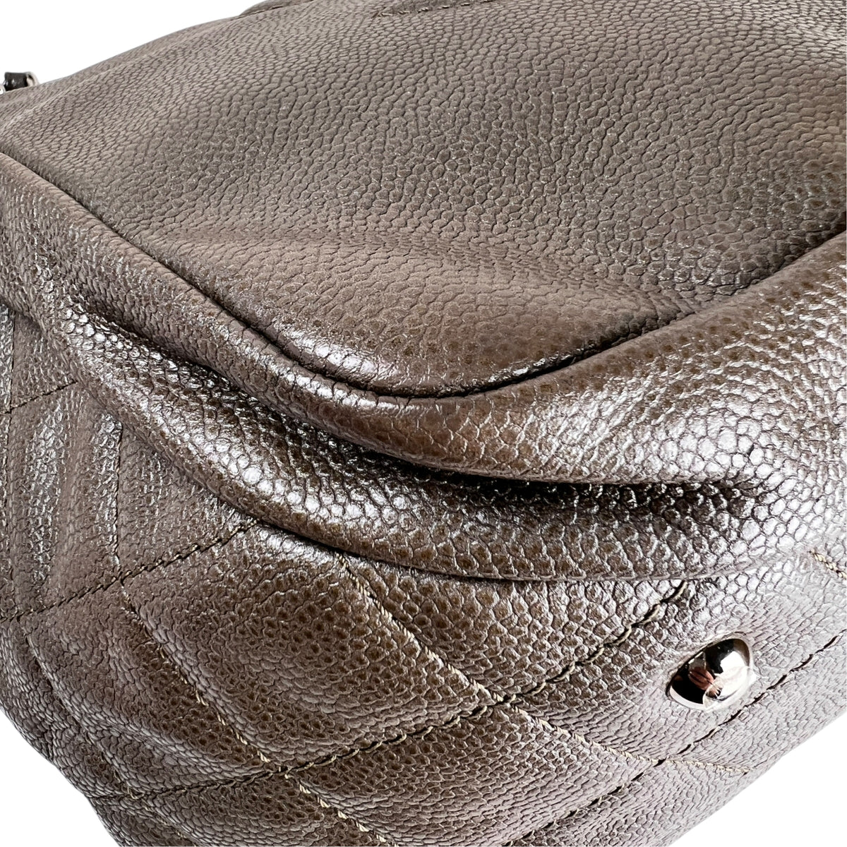 Chanel Gray Tote Bags A-19333