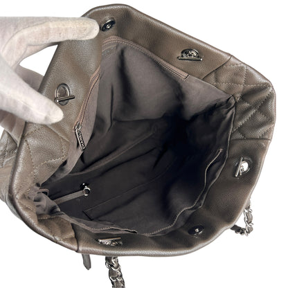 Chanel Gray Tote Bags A-19333