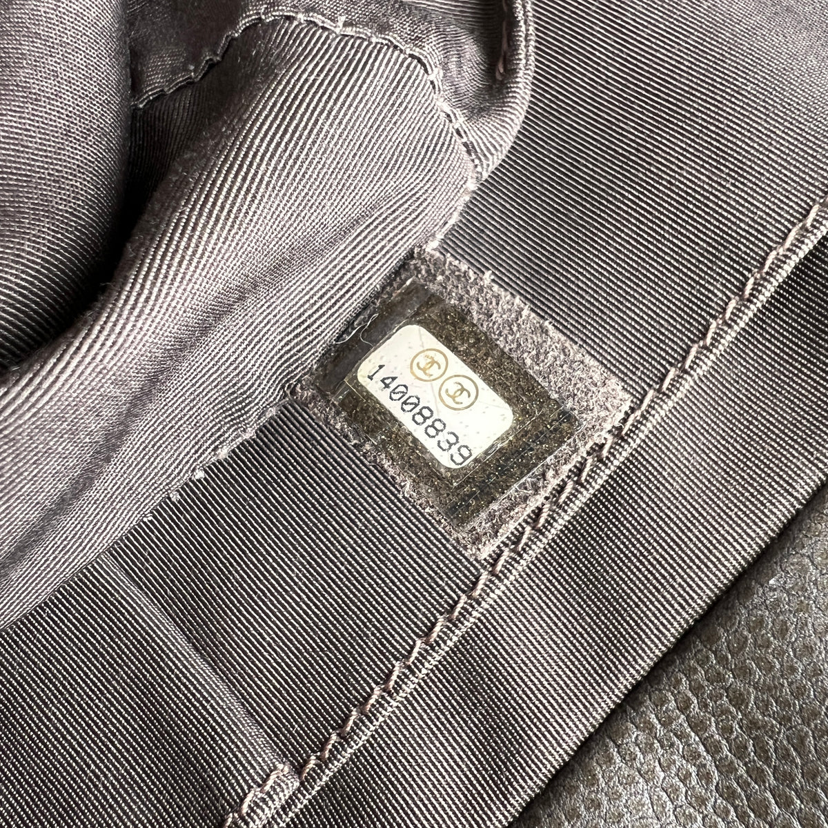 Chanel Gray Tote Bags A-19333