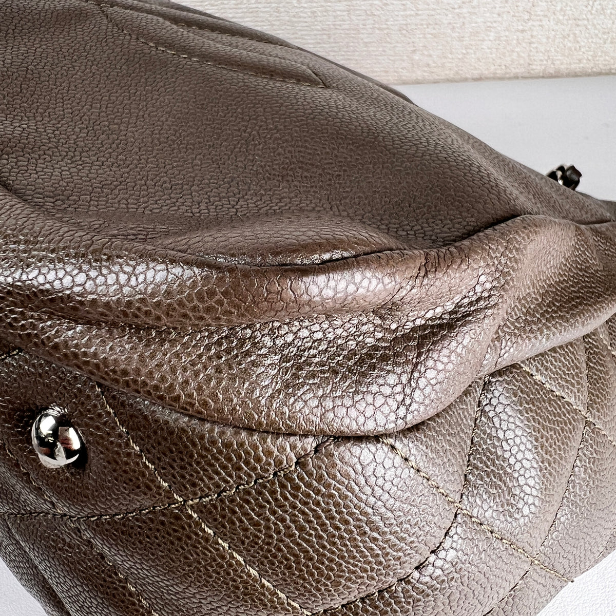 Chanel Gray Tote Bags A-19333
