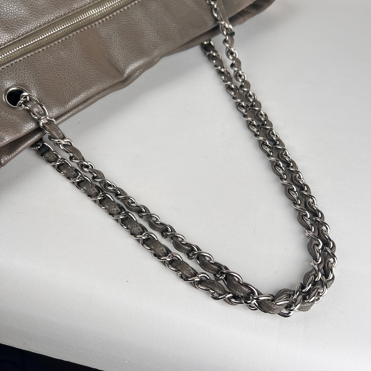 Chanel Gray Tote Bags A-19333