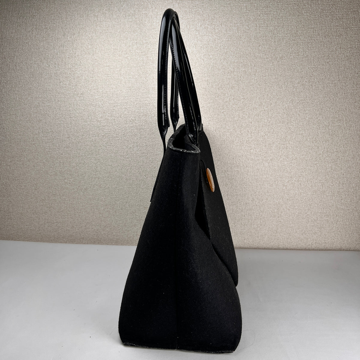 Vivienne Westwood Black Tote Bags A-19340