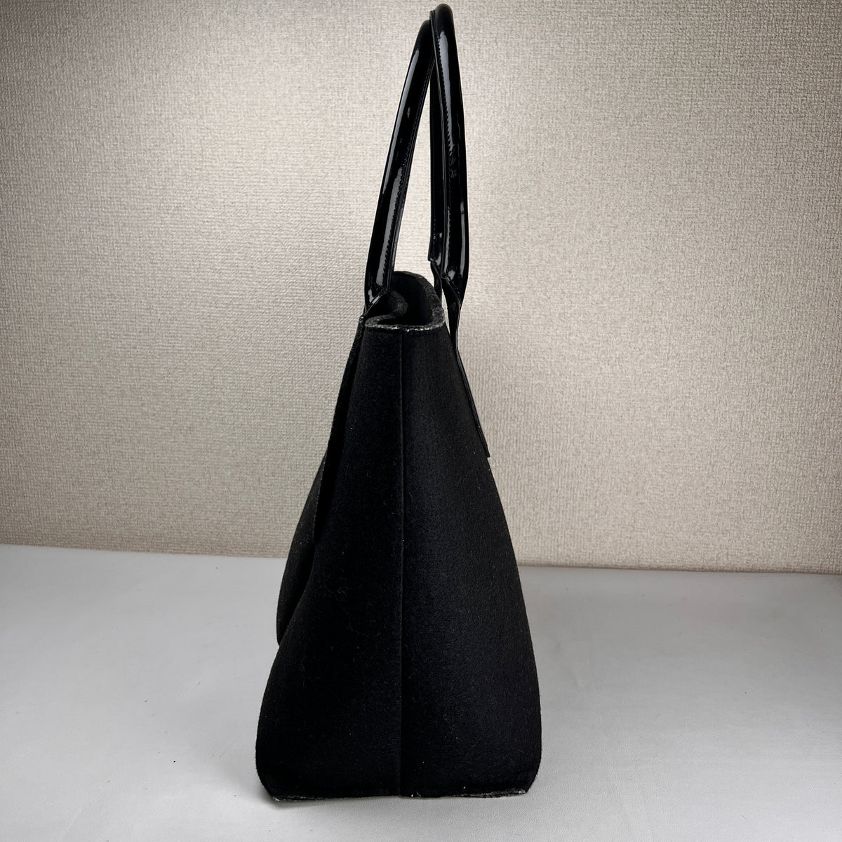 Vivienne Westwood Black Tote Bags A-19340