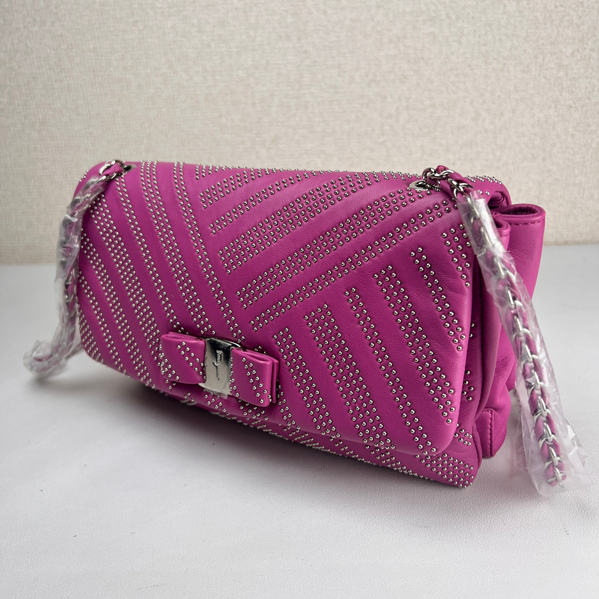 Ferragamo Pink Shoulder Bags A-19341