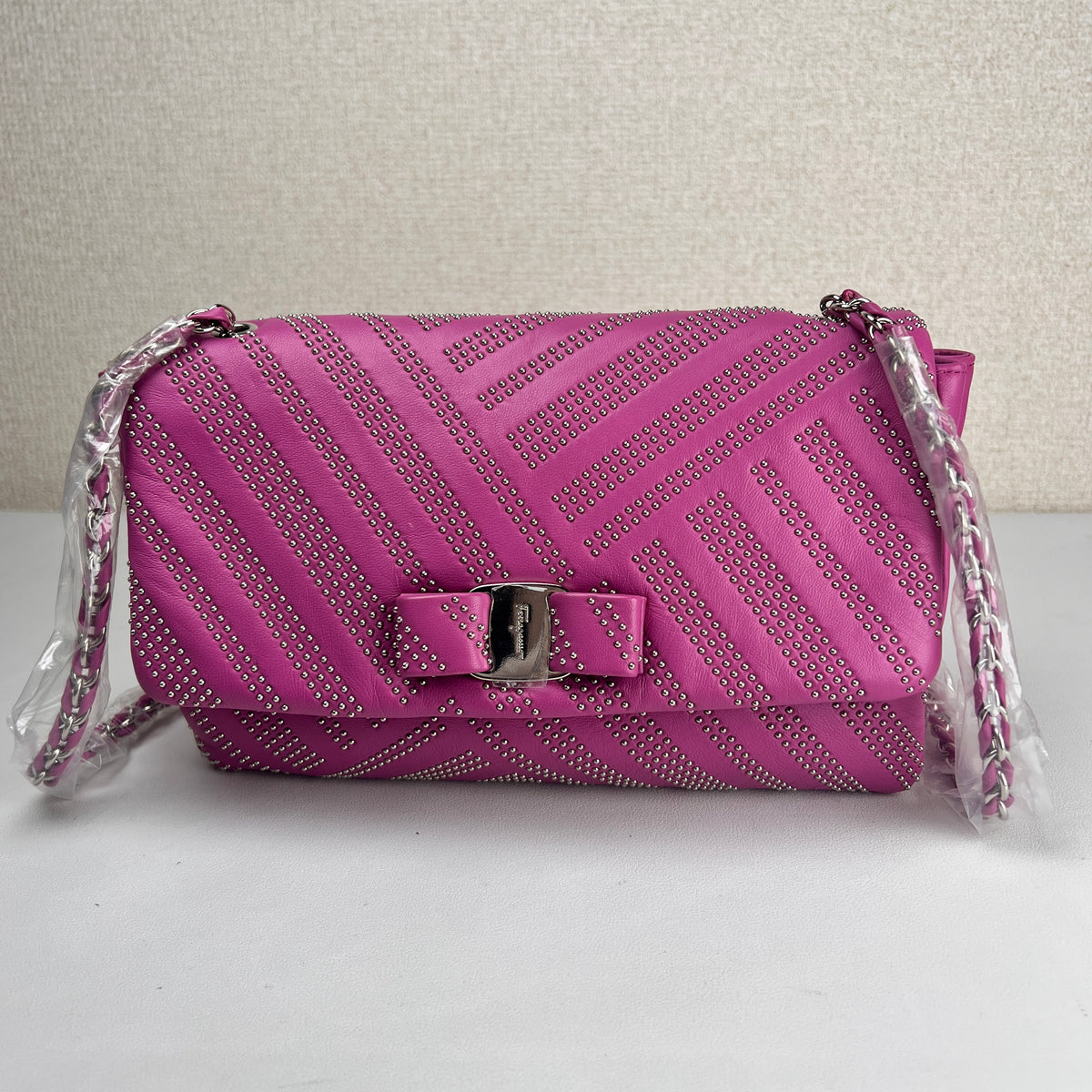 Ferragamo Pink Shoulder Bags A-19341