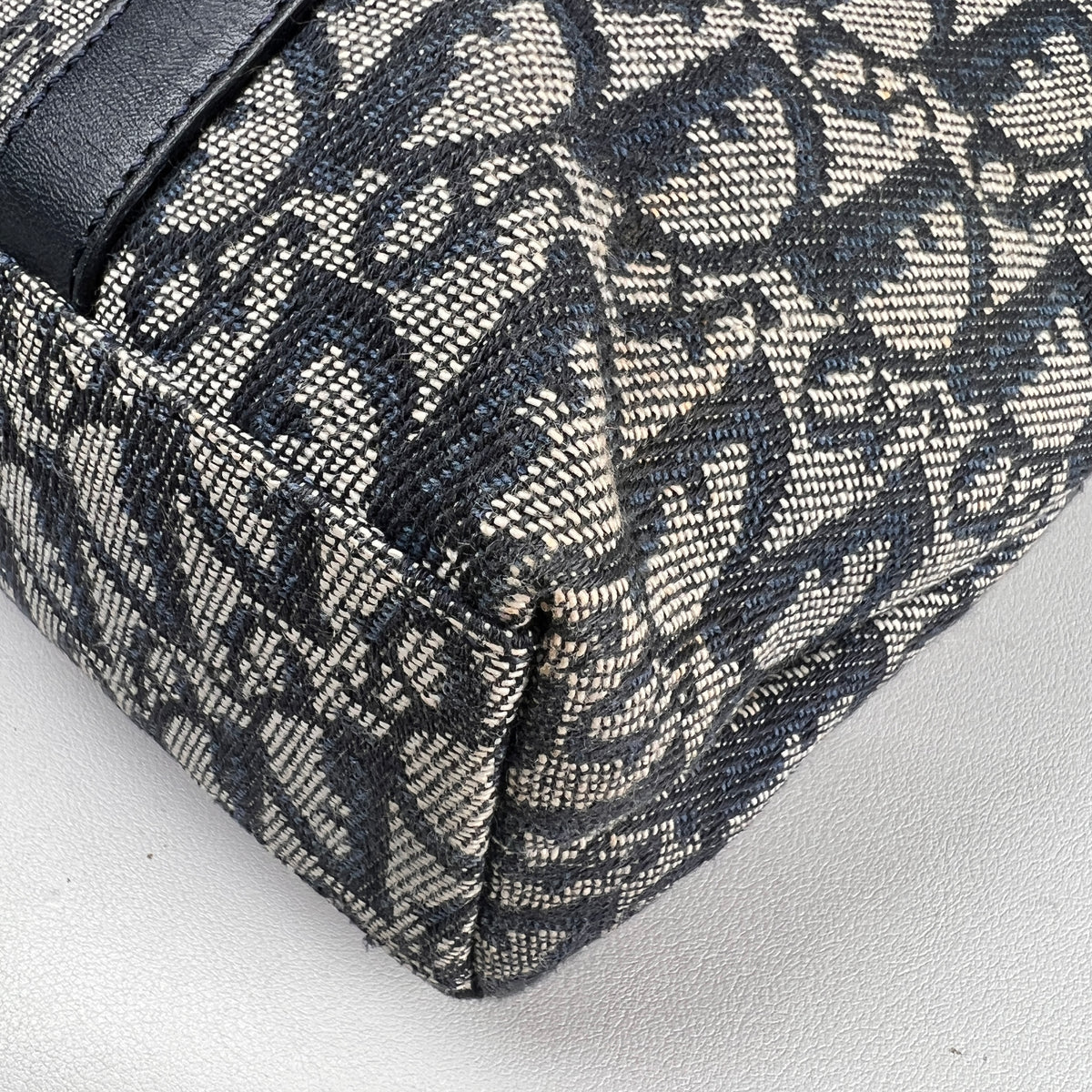 Dior Tote Bags A-19346