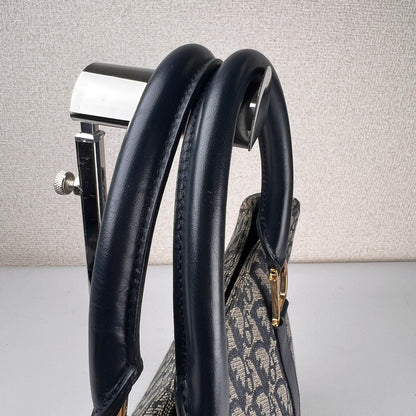 Dior Tote Bags A-19346