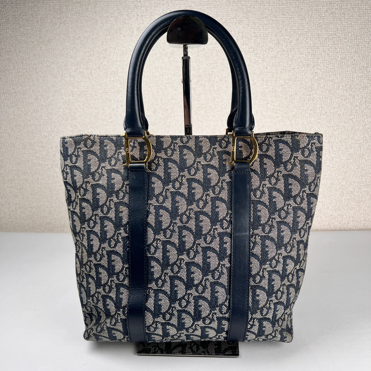 Dior Tote Bags A-19346